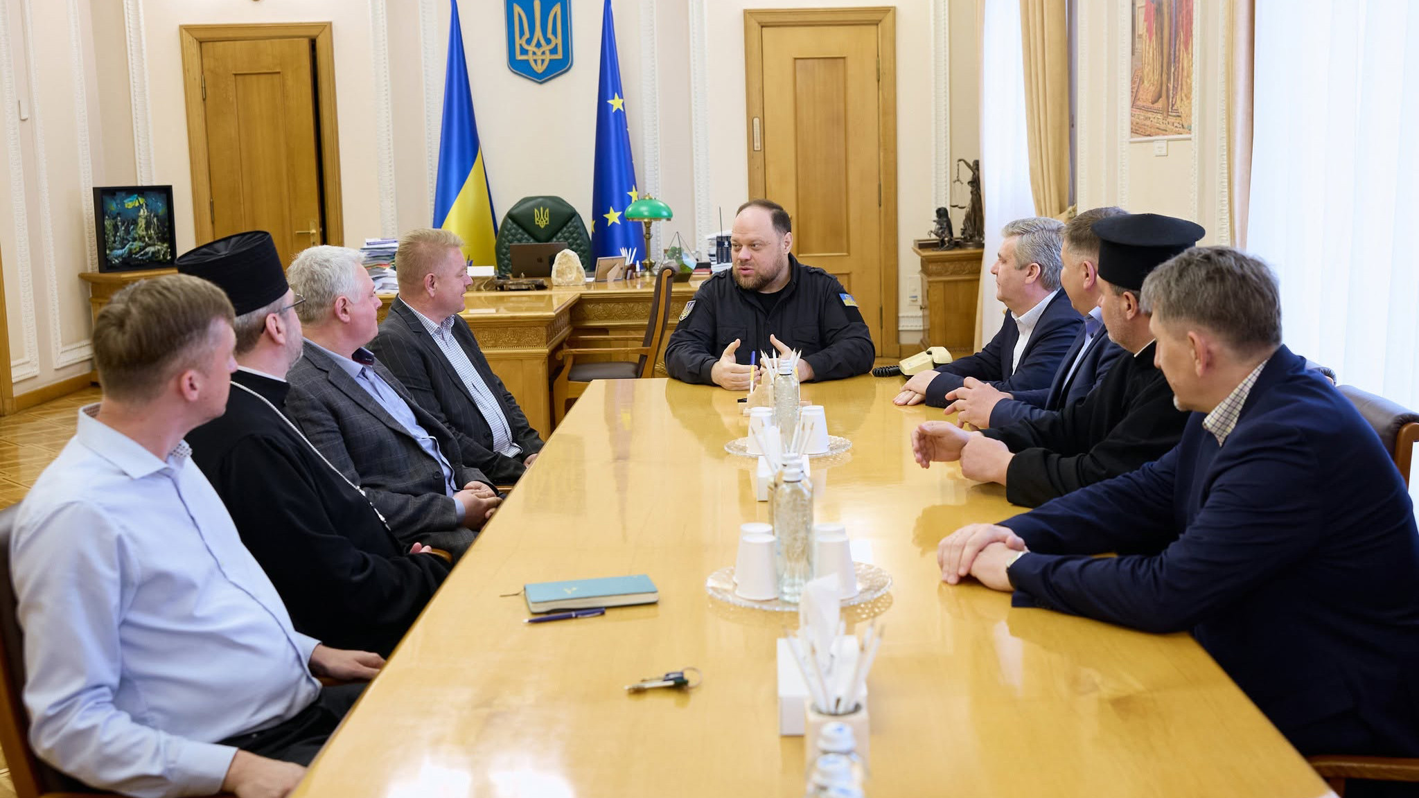 Представники церков зустрілися зі спікером парламенту Русланом Стефанчуком